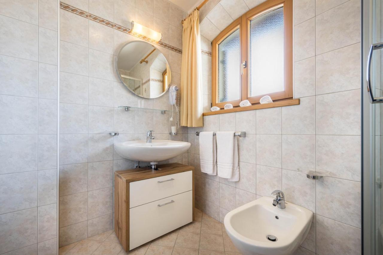 Manuel'S App Watschinger -Edelweiss Apartment Sexten Exterior foto